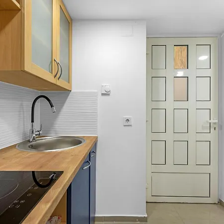 Gorgeous In With Kitchen