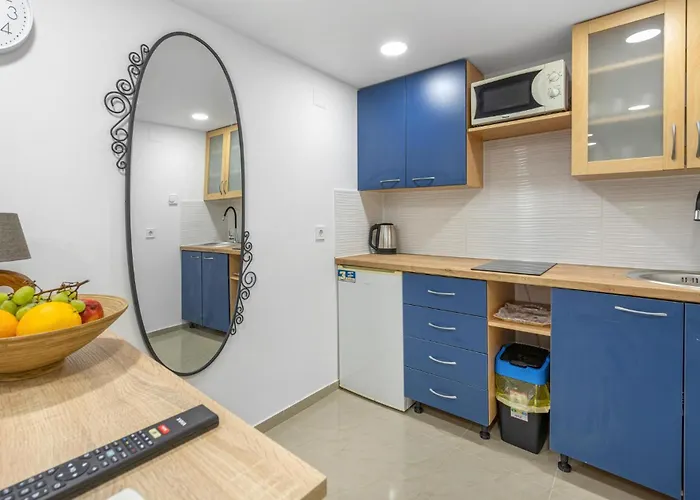 Apartamento Pet Friendly In Rogoznica (Sibenik-Knin)